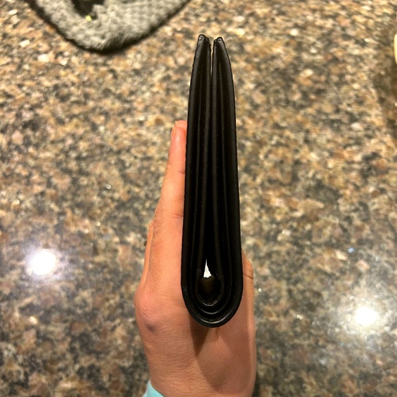 Authentic Michael Kors Men’s Harrison Billfold Wallet - Picture 11 of 14